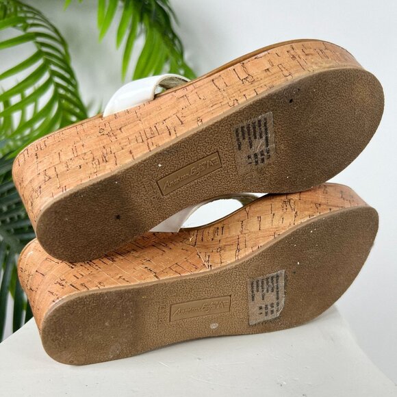 Y2K Style American Eagle Tan & White Chunky Platform Flip Flops Sandals / 7.5 - Picture 5 of 6